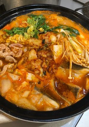 【ダシから作る】旨辛キムチ鍋-レシピのメイン写真