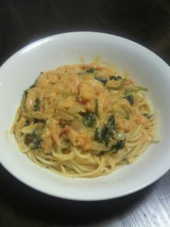 カニとトマトのクリームスパゲッティ♪-レシピのメイン写真