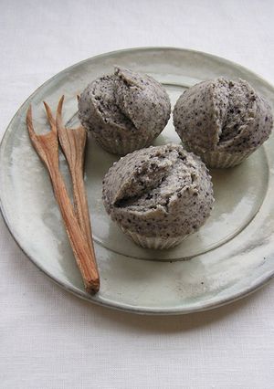 米粉で黒ゴママフィン（卵なし・蒸し）-レシピのメイン写真