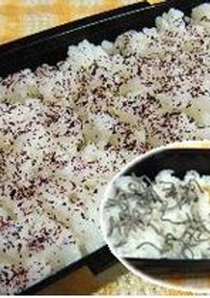 お弁当✿塩昆布とおかかのゆかりご飯～Ⅱ-レシピのメイン写真