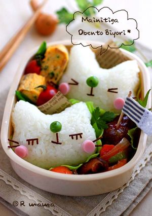 揚げパスタでお絵かき猫ちゃんおにぎり♪-レシピのメイン写真
