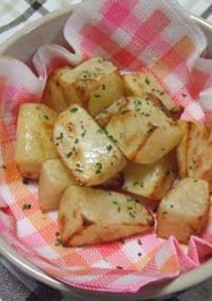 超簡単☆ガーリック風味のローストポテト-レシピのメイン写真