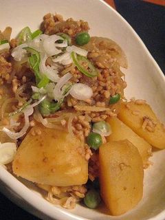 鶏ひき肉じゃが-レシピのメイン写真