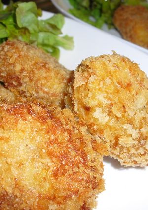 カレーの残りで♪カレーコロッケ-レシピのメイン写真