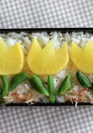 簡単！たくあんﾁｭｰﾘｯﾌﾟ✿キャラ弁-レシピのメイン写真