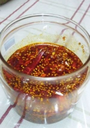 簡単で美味☆話題のﾓﾓﾗｰ!食べるﾗｰ油-レシピのメイン写真