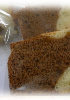 チョコシロップで♪２層シフォンケーキ-レシピのメイン写真