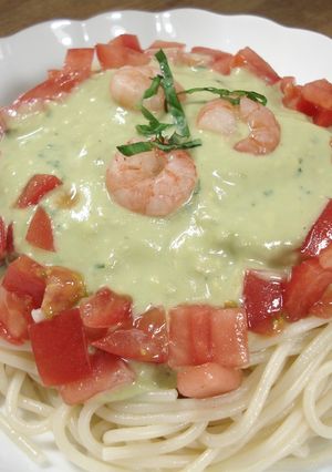 アボカドとバジルのさわやかな冷製パスタ♪-レシピのメイン写真