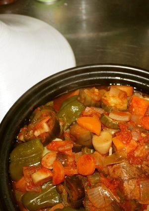 タジン★鶏の塩漬けレモン風味-レシピのメイン写真