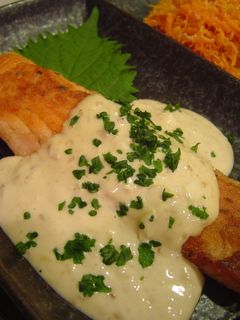 サーモンムニエル♪ネギ味噌ごまマヨソース-レシピのメイン写真