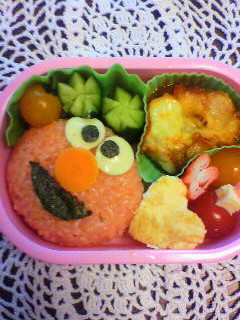 キャラ弁☆ デコフリで簡単エルモ弁当-レシピのメイン写真