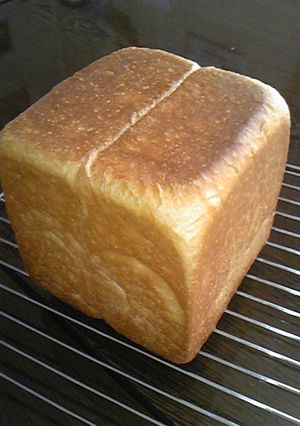 ＊＊リッチなデニッシュ食パン＊＊-レシピのメイン写真