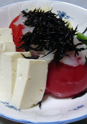 トマトと擦りおろし玉ねぎのサラダ-レシピのメイン写真