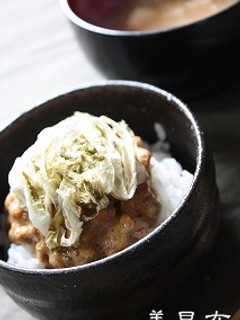 ◆美味しい!◆おぼろ昆布のせキムチ納豆-レシピのメイン写真