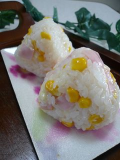 コーン★ハム★チーズのおにぎり-レシピのメイン写真