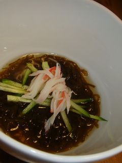 もずく酢にカニカマ-レシピのメイン写真