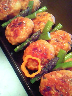 鶏つくね☆照り焼きwithアスパラ-レシピのメイン写真