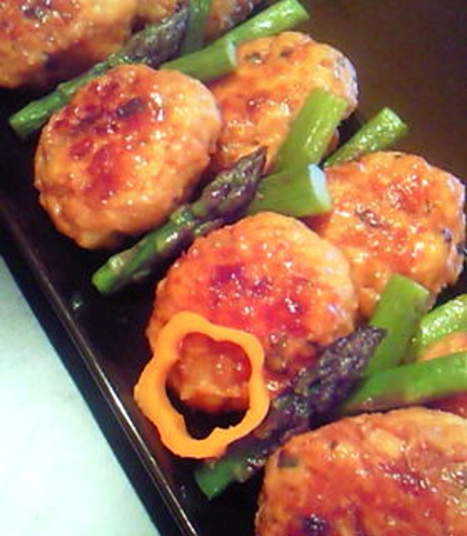 鶏つくね☆照り焼きwithアスパラ by 大澤 美帆 【クックパッド】 簡単
