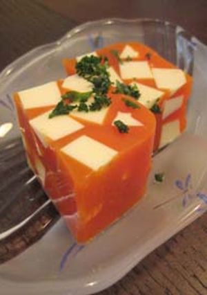 野菜ジュースと豆腐のゼリー寄せ-レシピのメイン写真