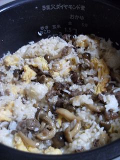 牛肉とシメジの混ぜごはん-レシピのメイン写真
