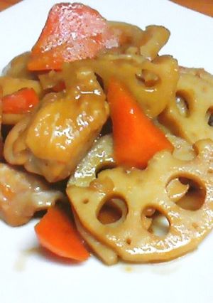 鶏肉とレンコンと人参の炒り煮-レシピのメイン写真