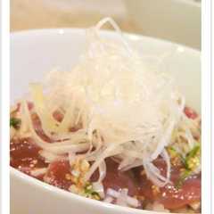 รูปของ たっぷりねぎの塩まぐろ丼