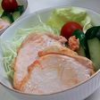 野菜ジュースで茹でた コク旨鶏のサラダ