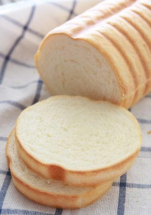 ソフトなミルク食パン（トヨ型・大）-レシピのメイン写真