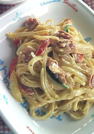 はなびし草のベーコンとチーズクリームのパスタ-レシピのメイン写真