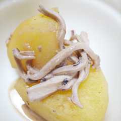 รูปของ ジャガイモの塩辛煮