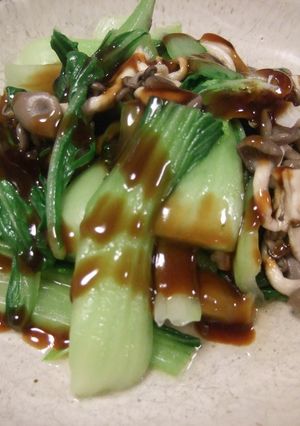 チンゲン菜としめじのオイスターソースがけ-レシピのメイン写真