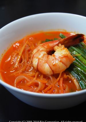 ☆野菜ジュースde真っ赤なフォー♬♫-レシピのメイン写真