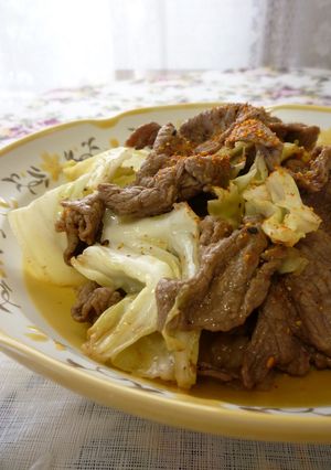 楽ちん♪牛肉とキャベツのウェイパー炒め♫-レシピのメイン写真
