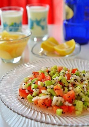 トルコの家庭料理☆夏のバジルのサラダ-レシピのメイン写真