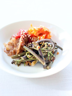 ビビンパにも【わらびナムル】韓国料理-レシピのメイン写真