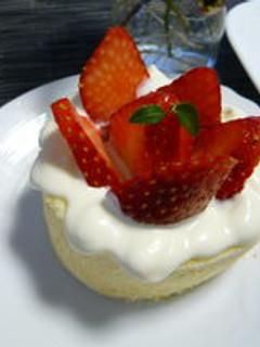 ロールケーキでミニデコレーション♪-レシピのメイン写真