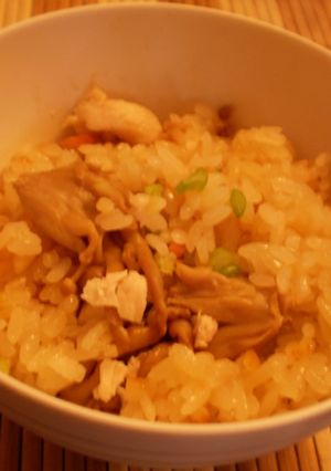☆ほっこり優しい～もちもち茸入り鶏めし☆-レシピのメイン写真