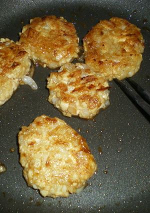 豆腐と玉ねぎのモチモチバーグ-レシピのメイン写真