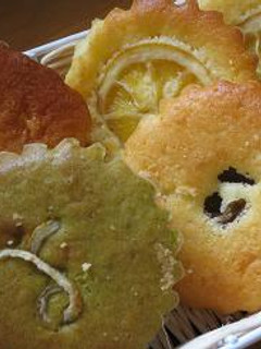 ホットケーキミックスでマドレーヌ-レシピのメイン写真