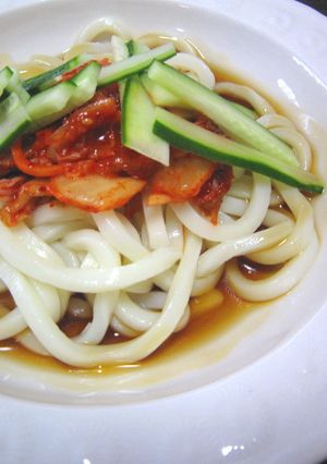 冷麺風？！あっと言う間キムチうどん♪-レシピのメイン写真