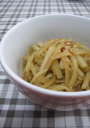 大根の皮できんぴら-レシピのメイン写真