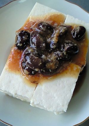 豆腐in醤油豆-レシピのメイン写真