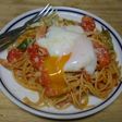 我が家の味♪ ナポリタン~温泉玉子のせ~