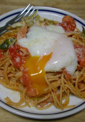 我が家の味♪　ナポリタン～温泉玉子のせ～-レシピのメイン写真