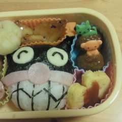 รูปของ 簡単キャラ弁　バイキンマン