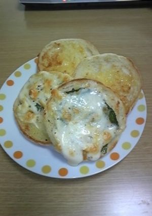 イングリッシュマフィン☆しそチーで♪-レシピのメイン写真