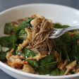 わさびドレで蕎麦サラダ