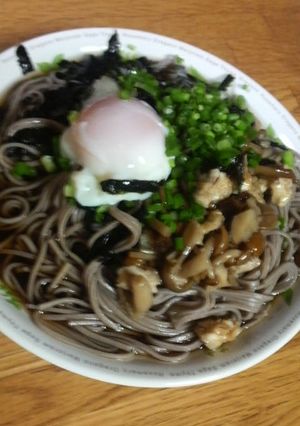 夏のご飯に！キノコのおろし冷やしそば-レシピのメイン写真