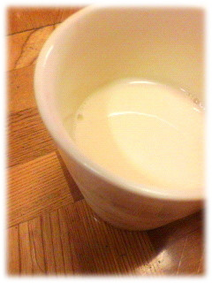 豆乳いちごミルク-レシピのメイン写真