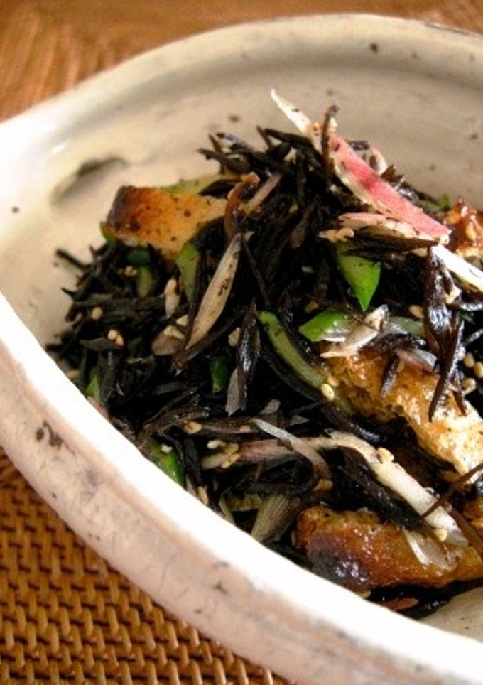 カリカリさくさく油揚げとひじきの和え物-レシピのメイン写真